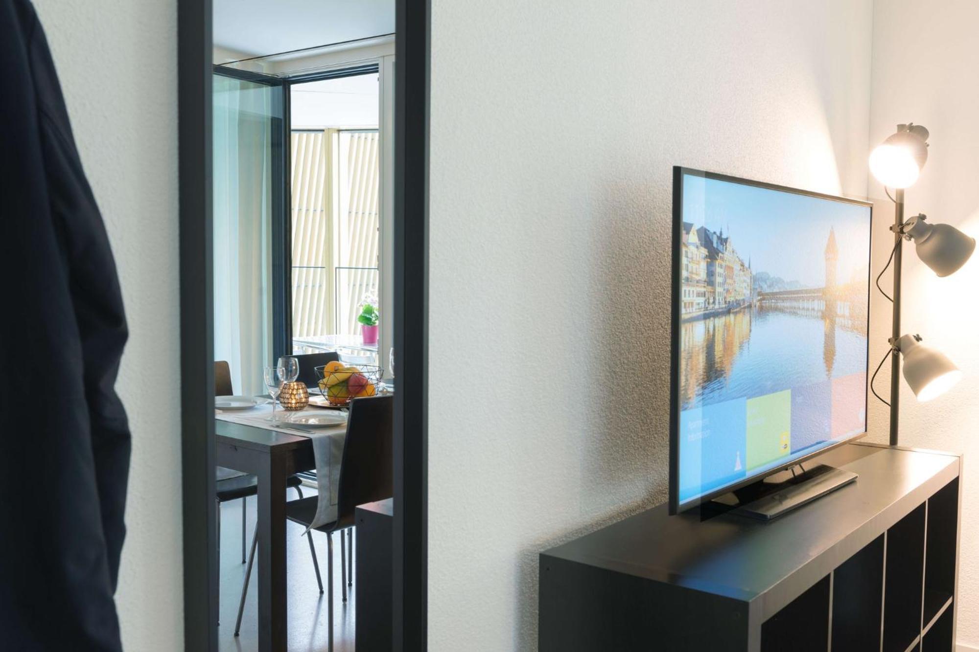 Hitrental Allmend Comfort Apartments Luzern Kültér fotó