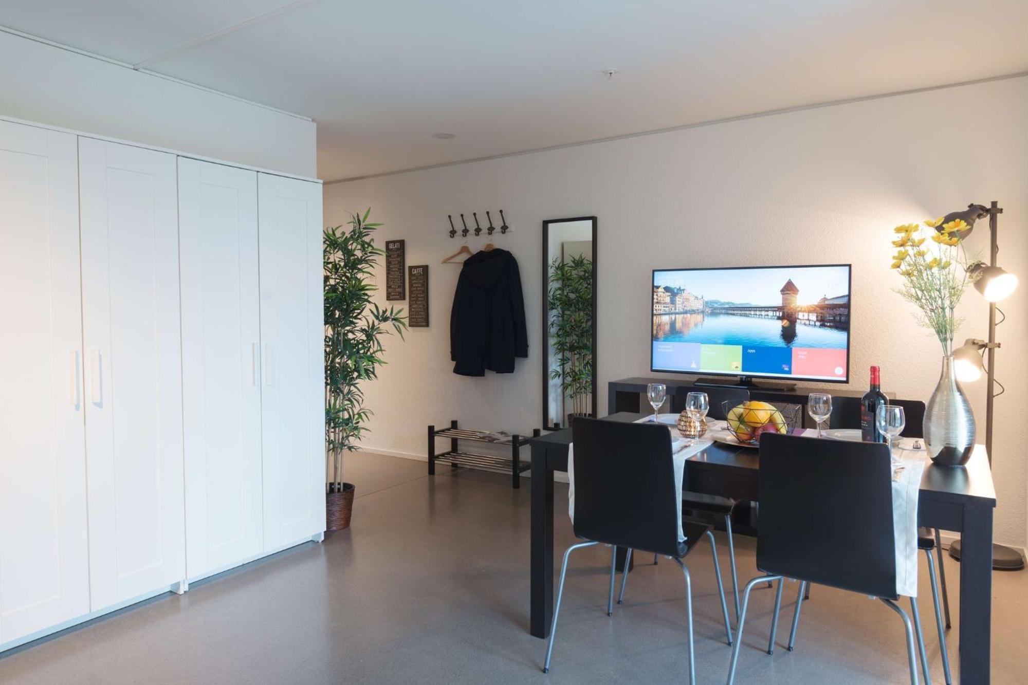 Hitrental Allmend Comfort Apartments Luzern Kültér fotó